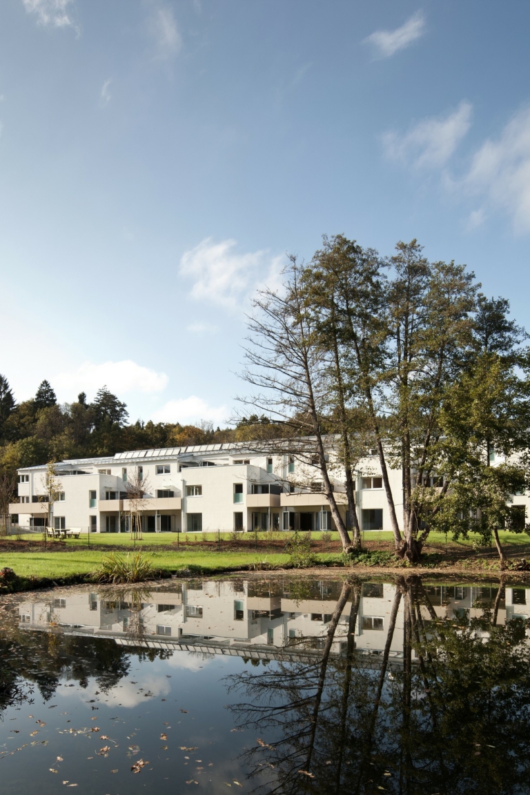 Das lange Haus - Wohnen am Schlossteich Viktring Klagenfurt